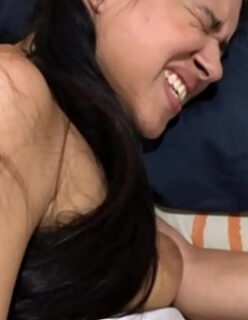 Novinha sendo arrombada em todos os buracos