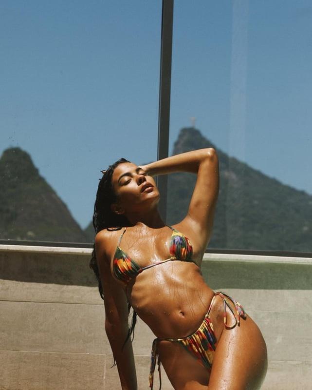 Bella Campos